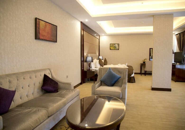 Hotel Holiday Khaleej