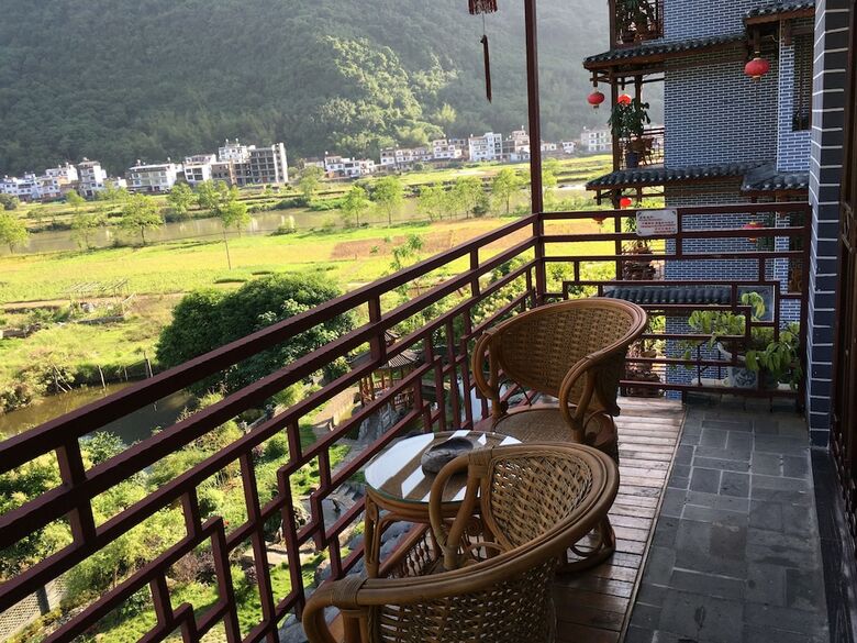 Yangshuo Eden Garden Hotel