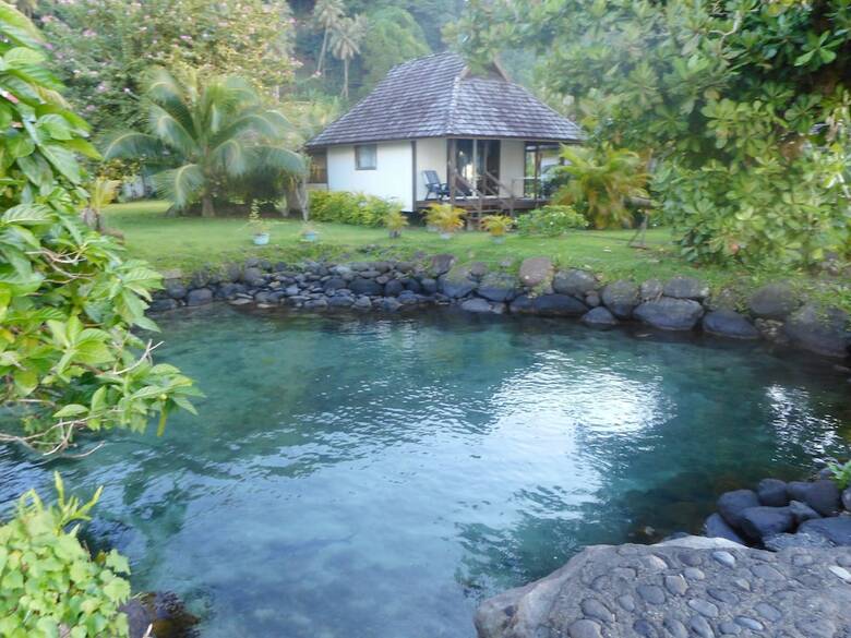 Pension Pueu Village