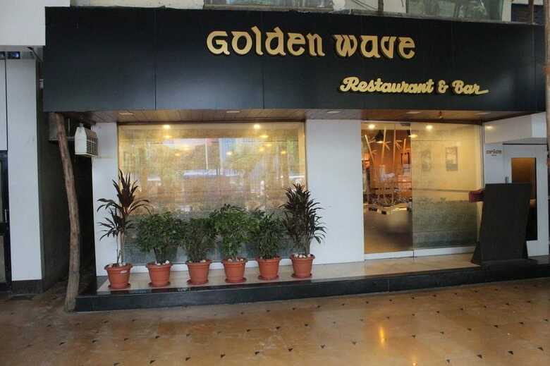 Zuzu Galaxy Annex Hotel