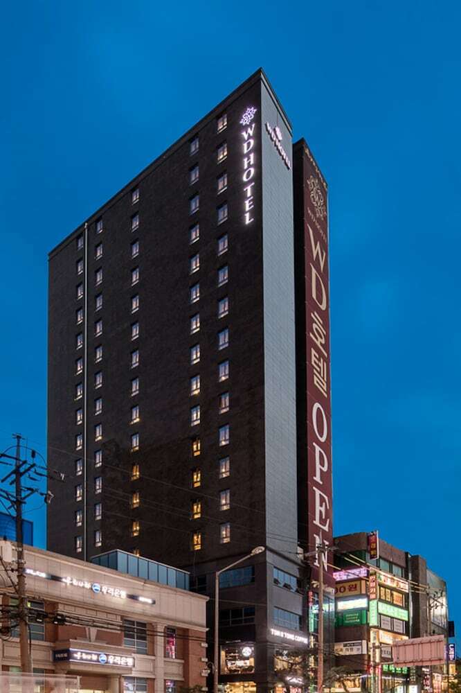 Wd Hotel