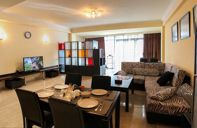 Ris Central Apartments Yerevan