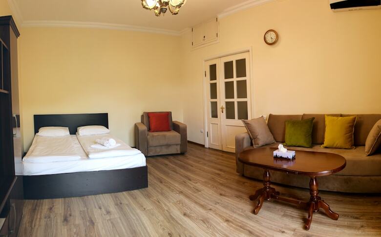 Ris Central Apartments Yerevan