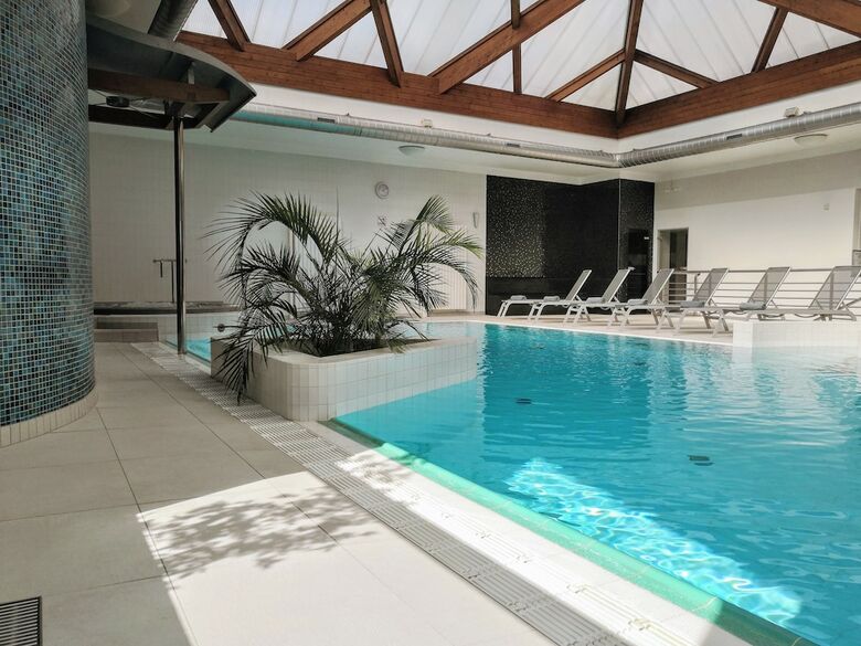 Premium Wellness & Wine Hotel