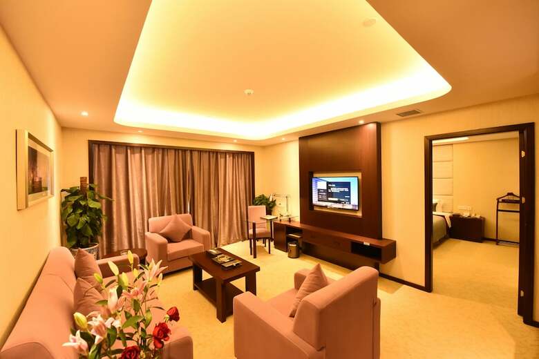 Savile K-knight Luan Hotel