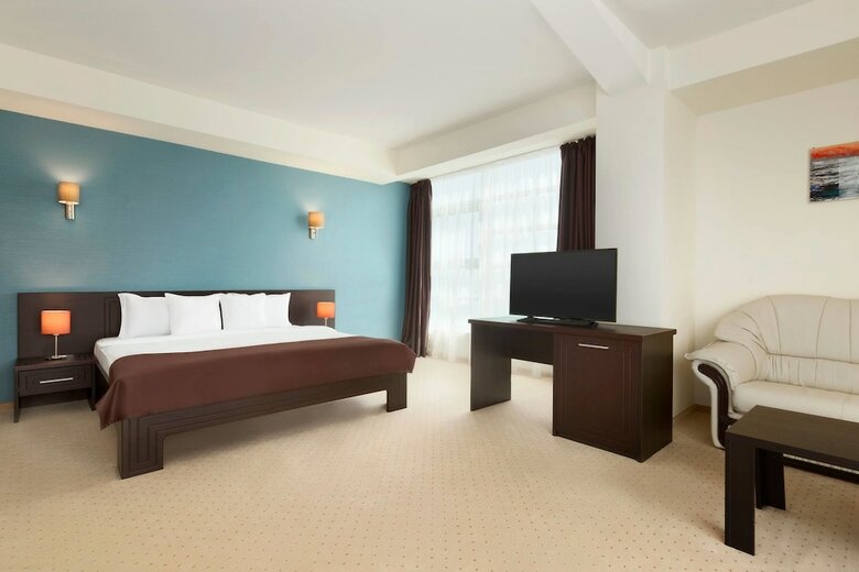 Hotel Ramada By Wyndham Constanta