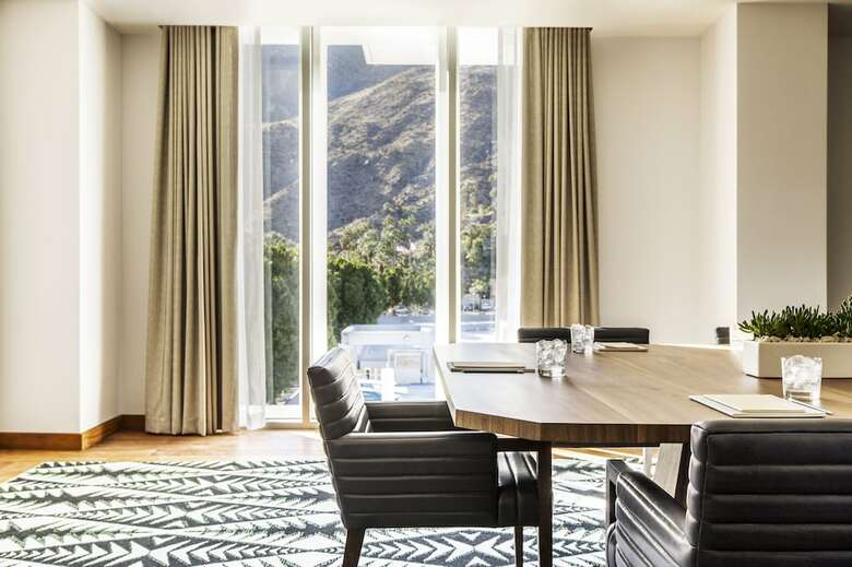 Kimpton Rowan Palm Springs Hotel