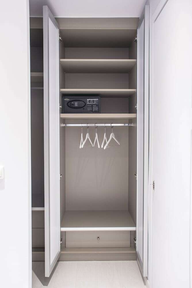 Aparthotel Acropolis Stay