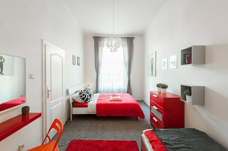 Ostrovni Apartment