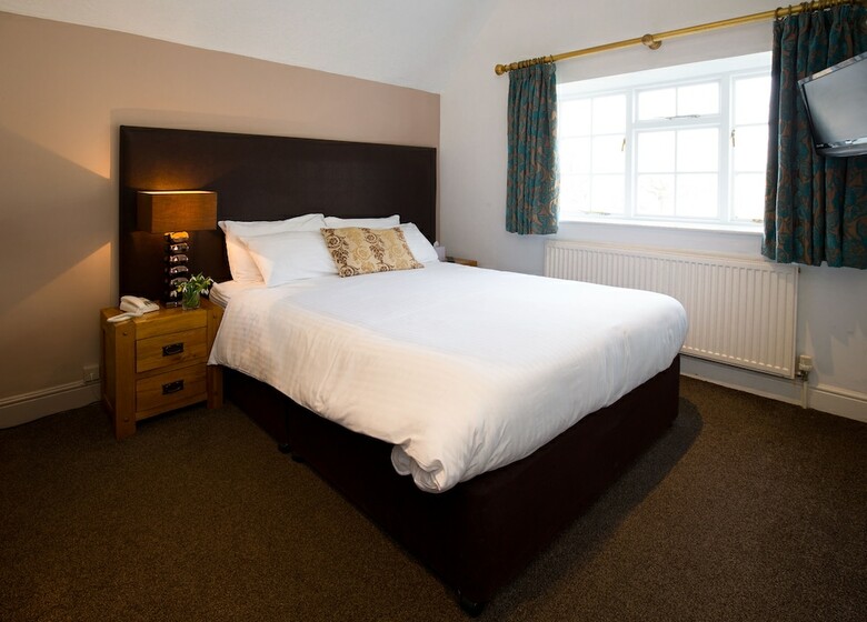 Oxwich Bay Hotel