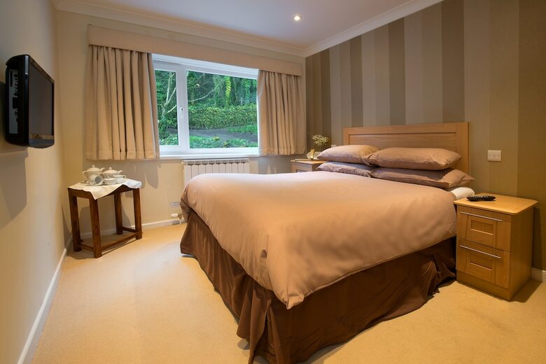 Oxwich Bay Hotel