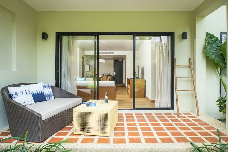 Hotel Manathai Khao Lak
