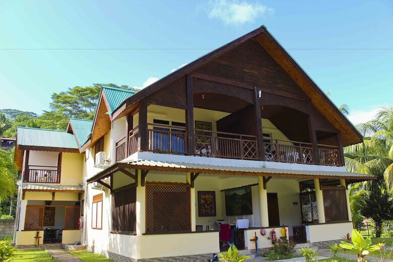 Hotel Takamaka Green Village