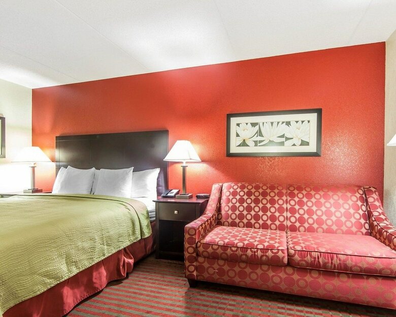 Hotel Quality Inn West