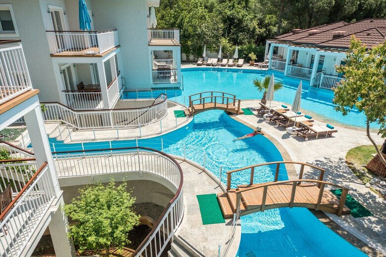 Mozaik Swim Up Hotel And Apartments