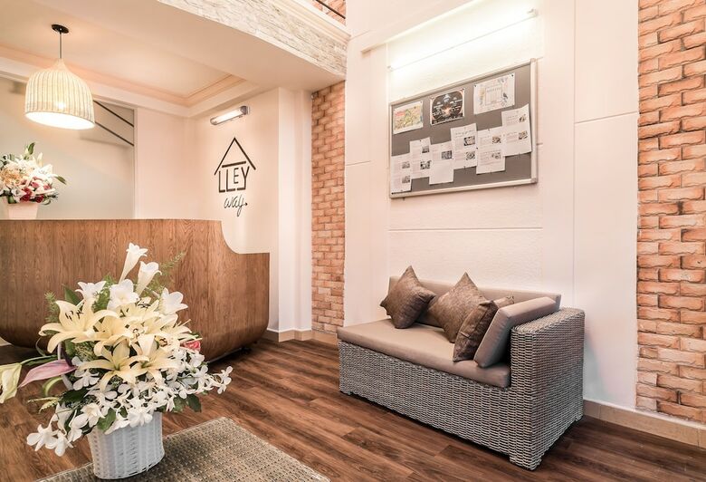 Hostal Alleyway Hostel - Adults Only