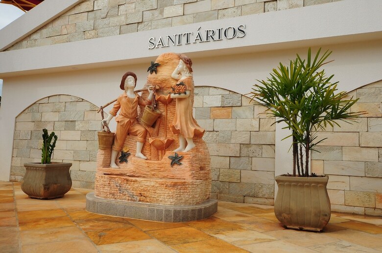 Abd Turismo Hoteis E Parques- Lacqua Diroma