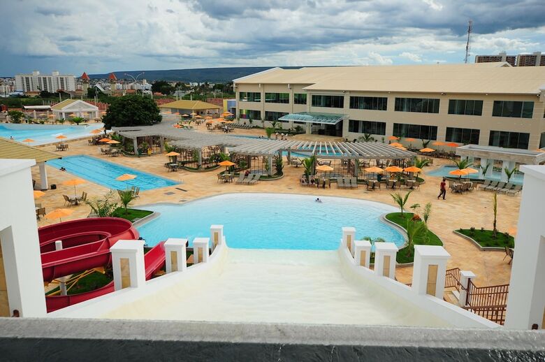 Abd Turismo Hoteis E Parques- Lacqua Diroma