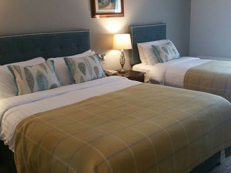 Killarney Heights Hotel