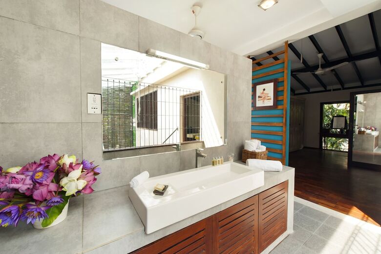 Hotel Greenwinds Villa