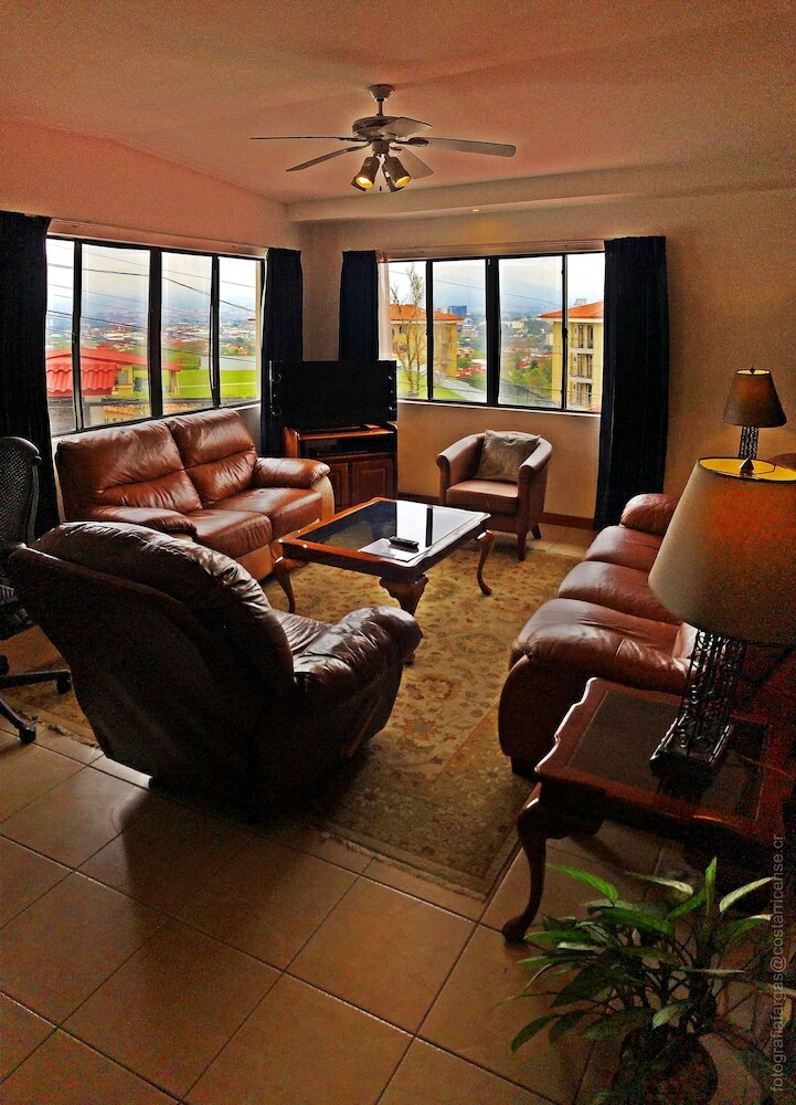 Apartamentos Casa Reflejos City View