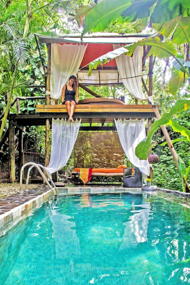 Hotel Canaima Chill House