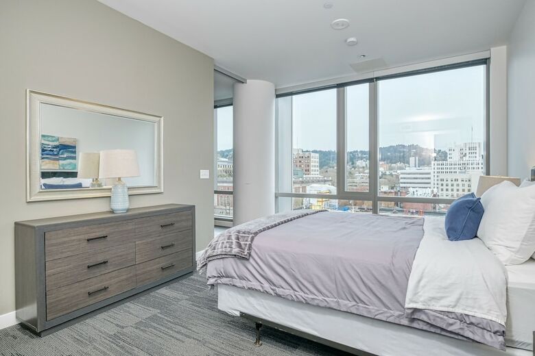 Aparthotel Downtown Lux Apartments By Barsala