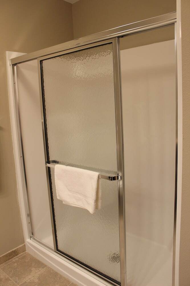 Hotel Brookstone Lodge & Suites