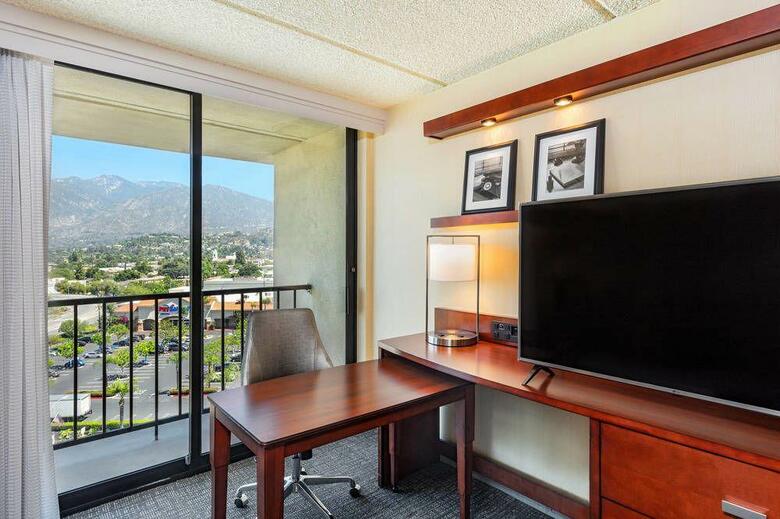 Hotel Courtyard By Marriott Los Angeles Pasadena/monrovia