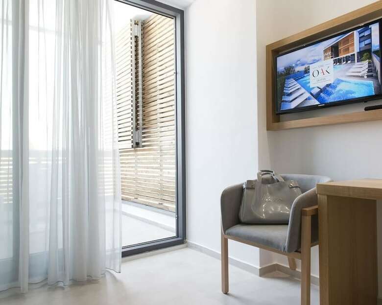 The Oak Hotel Keramoti