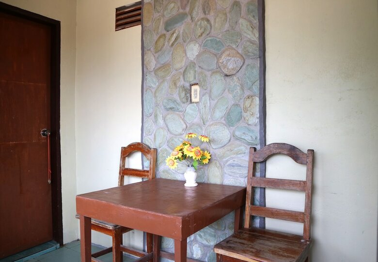 Bed & Breakfast Joan Beach Resort