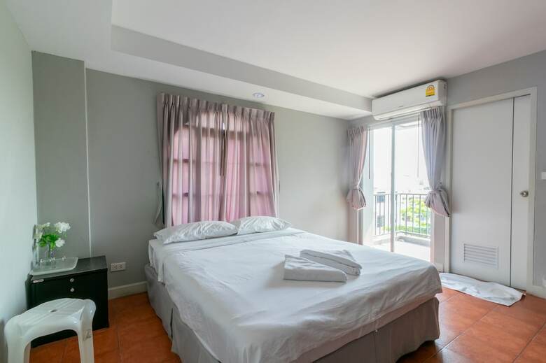 Hotel Resortel Lat Phrao 91