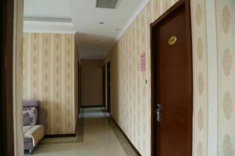 Hotel Qingdao Paradise Seaview Cottage