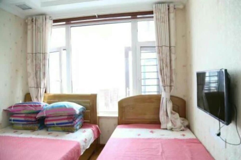 Hotel Qingdao Paradise Seaview Cottage