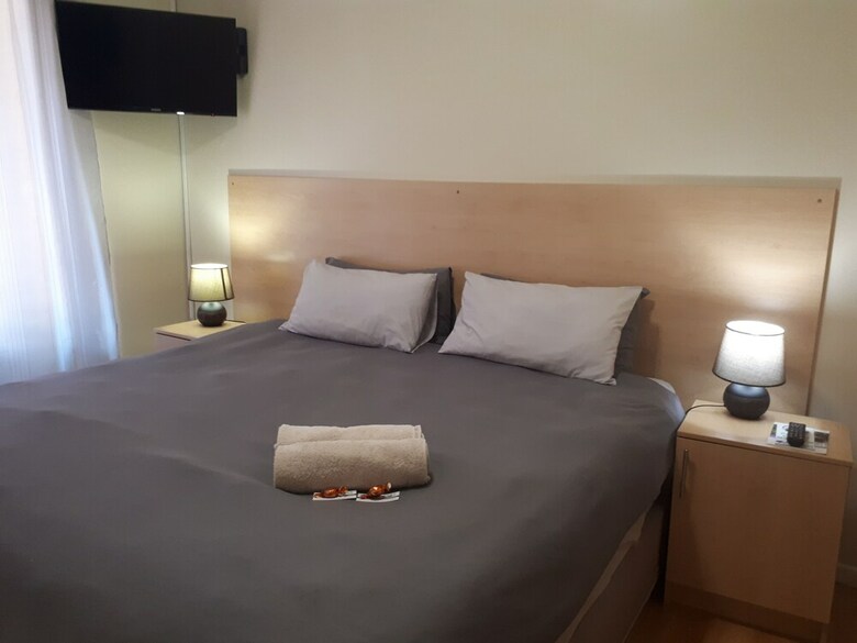 Bed & Breakfast Pta East Guest Rooms