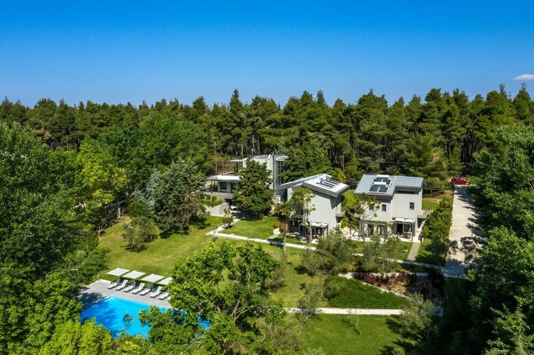 Sani Woods Apartments