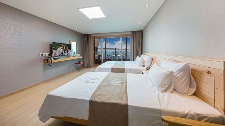 Aria Pension Resort