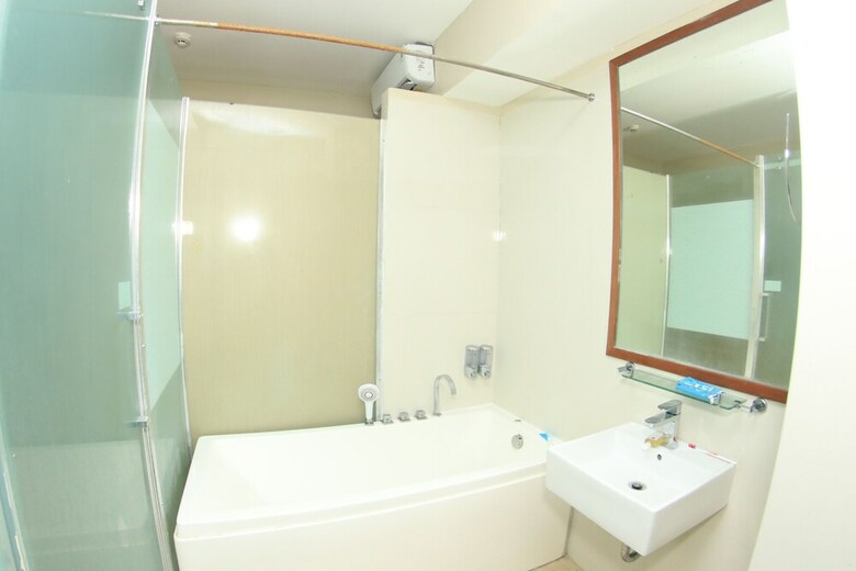 Kimono Hotel