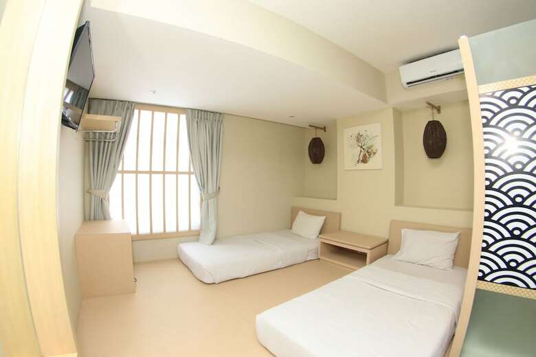 Kimono Hotel