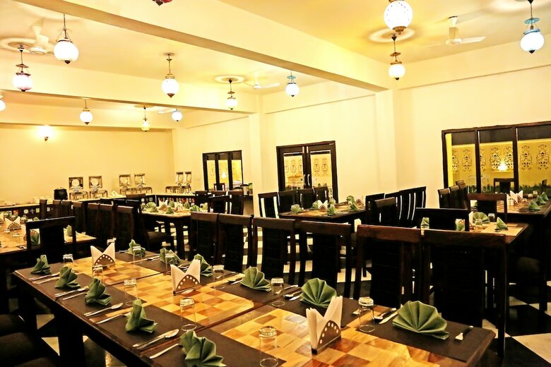Hotel Atulya Niwas, Udaipur
