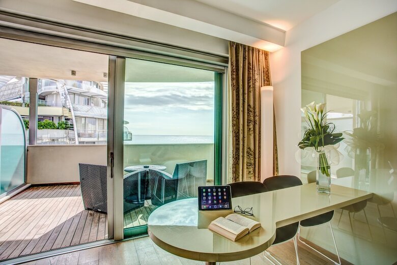 Hotel Premier & Suites - Premier Resort