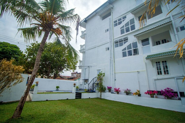 Hotel Lindaura Lagoon