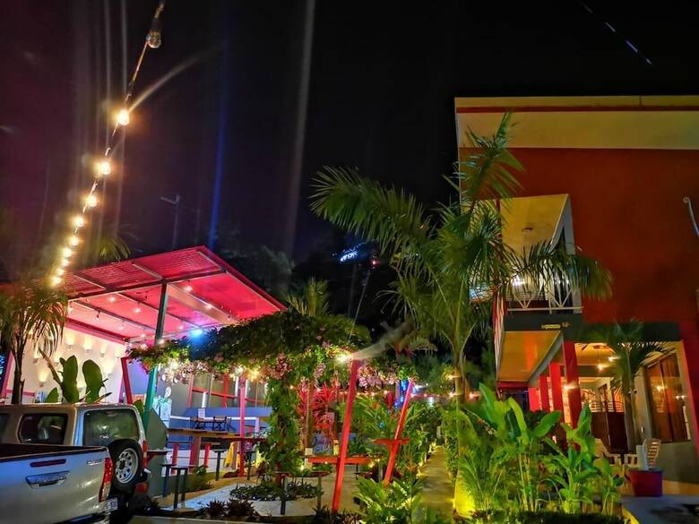 Hostal Millenium Manuel Antonio