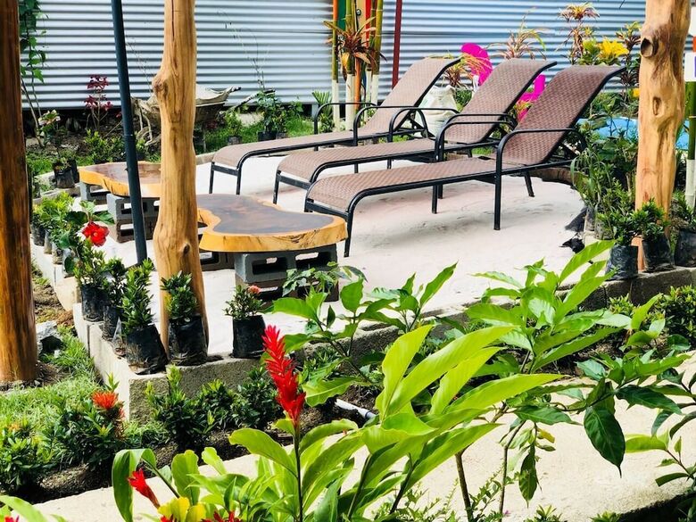 Hostal Millenium Manuel Antonio