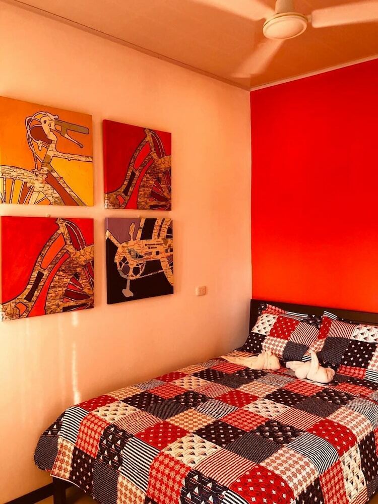 Hostal Millenium Manuel Antonio