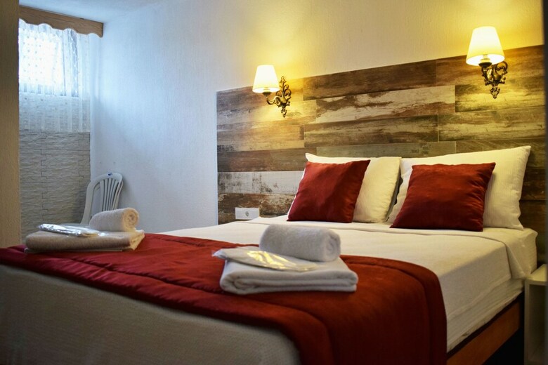 Hotel Aksu Otel Alacati