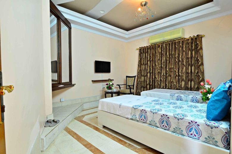 Hotel Blue Sky 1