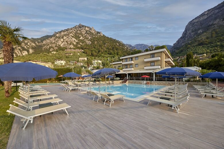 Hotel Royal Village