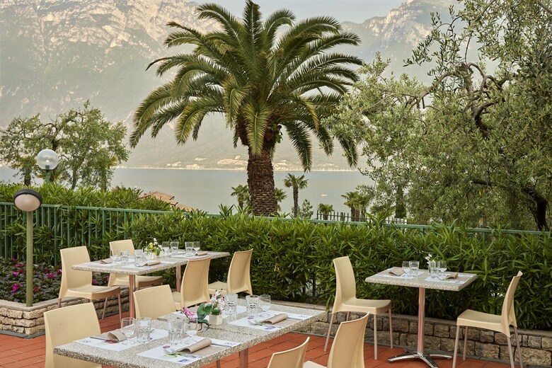 Hotel Royal Village