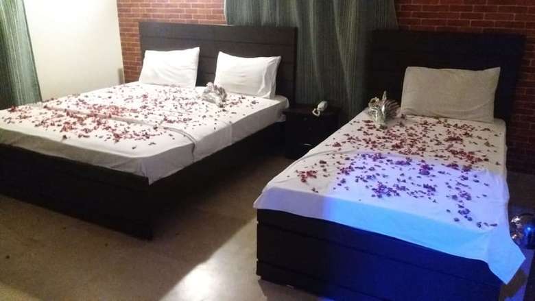 Hotel Elegant Palace Guest House